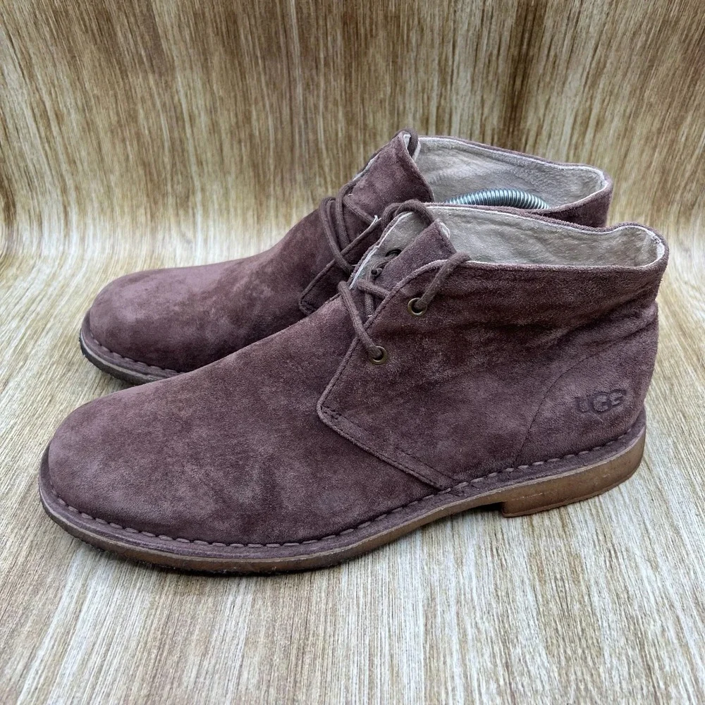 UGG Leighton Chukka Boots Men's Size 10 Brown Suede Sheepskin Lined 1005487